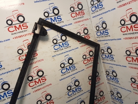 Massey Ferguson 50hx, 60hx Cab Door Frame Rhs 50hxdoor - Tür und Teile für Baggerlader: das Bild 4 Massey Ferguson 50hx, 60hx Cab Door Frame Rhs 50hxdoor - Tür und Teile für Baggerlader: das Bild 4