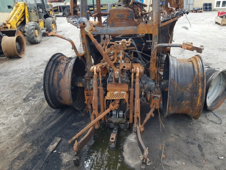 Massey Ferguson 5612 Front, Rear Axle, Pto, Transmission, Engine Parts - Motor: das Bild 4 Massey Ferguson 5612 Front, Rear Axle, Pto, Transmission, Engine Parts - Motor: das Bild 4