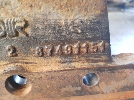 New Holland Case T7.200 Front Differential Unit 87491151, 84289744, 87491166 - Differenzial Getriebe für Traktor: das Bild 5 New Holland Case T7.200 Front Differential Unit 87491151, 84289744, 87491166 - Differenzial Getriebe für Traktor: das Bild 5