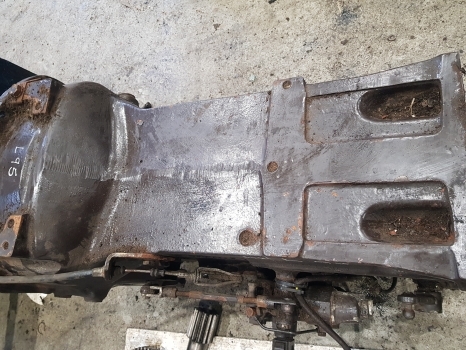New Holland Fiat Ford L95 Transmission Assy 5166741, 5167174, 47132243, 5172780 - Getriebe für Traktor: das Bild 3 New Holland Fiat Ford L95 Transmission Assy 5166741, 5167174, 47132243, 5172780 - Getriebe für Traktor: das Bild 3