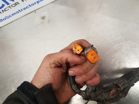 New Holland T7.200, T6.140, T6.150, T6030 Front Suspension Wiring Loom 87631728 - Kabel/ Kabelbaum für Traktor: das Bild 2 New Holland T7.200, T6.140, T6.150, T6030 Front Suspension Wiring Loom 87631728 - Kabel/ Kabelbaum für Traktor: das Bild 2