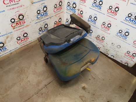New Holland T7030, T7000, T7040, T7050, Driver Seat Assy Parts Only 87646744 - Sitz für Landmaschine: das Bild 2 New Holland T7030, T7000, T7040, T7050, Driver Seat Assy Parts Only 87646744 - Sitz für Landmaschine: das Bild 2