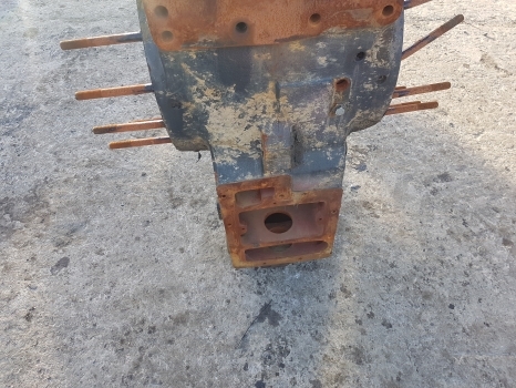 New Holland Tm130, Tm120, Tm140 Transmission Housing 47125398, 44985001 - Getriebe für Traktor: das Bild 4 New Holland Tm130, Tm120, Tm140 Transmission Housing 47125398, 44985001 - Getriebe für Traktor: das Bild 4