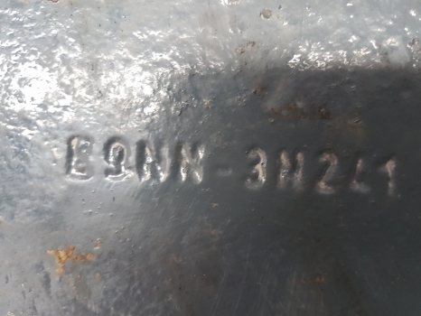 New Holland,ford 7840, Tw, 30, 40 Serie Main Weight Carrier Block E0nn3n241aa29b - Gegengewicht für Landmaschine: das Bild 3 New Holland,ford 7840, Tw, 30, 40 Serie Main Weight Carrier Block E0nn3n241aa29b - Gegengewicht für Landmaschine: das Bild 3
