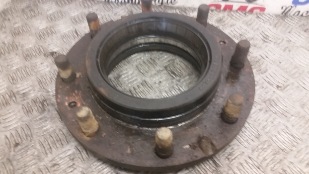 Same, Lamborghini Deutz Agrotron 150 Mk3 Front Axle Hub 04415114, 4475407037 - Radnabe/-lagerung für Traktor: das Bild 3 Same, Lamborghini Deutz Agrotron 150 Mk3 Front Axle Hub 04415114, 4475407037 - Radnabe/-lagerung für Traktor: das Bild 3
