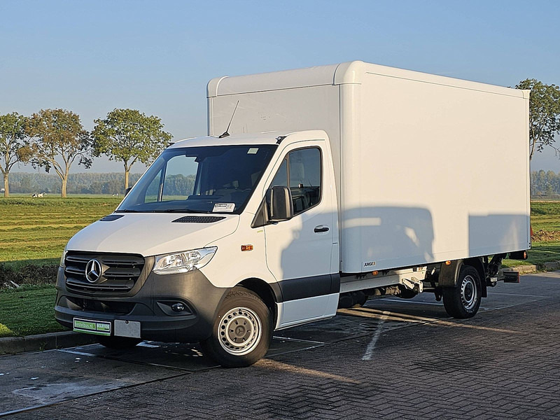 Mercedes-Benz Sprinter 317 Bakwagen Laadklep! - Koffer Transporter: das Bild 2 Mercedes-Benz Sprinter 317 Bakwagen Laadklep! - Koffer Transporter: das Bild 2