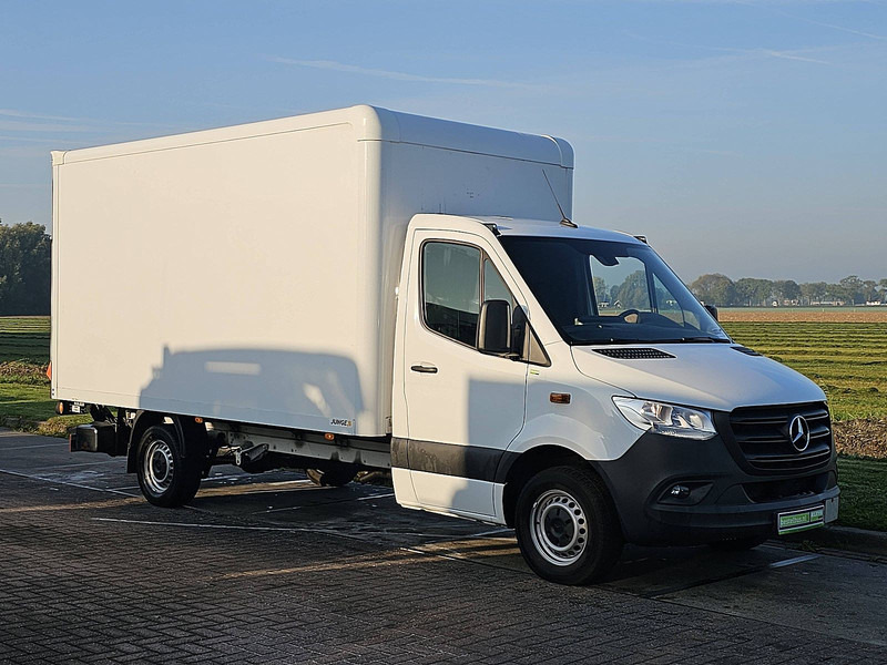 Mercedes-Benz Sprinter 317 Bakwagen Laadklep! - Koffer Transporter: das Bild 4 Mercedes-Benz Sprinter 317 Bakwagen Laadklep! - Koffer Transporter: das Bild 4
