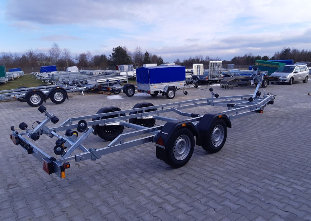 BRENDERUP 242500 TB SR | 2500 kg / 720 x 220 cm - Bootstrailer: das Bild 2 BRENDERUP 242500 TB SR | 2500 kg / 720 x 220 cm - Bootstrailer: das Bild 2