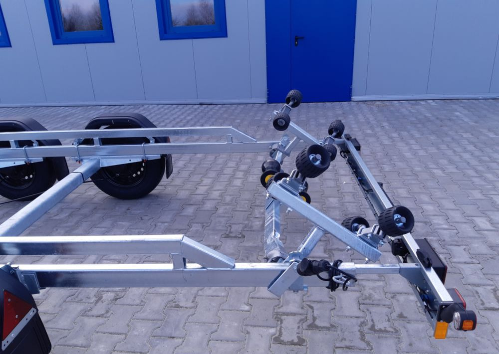 BRENDERUP 242500 TB SR | 2500 kg / 720 x 220 cm - Bootstrailer: das Bild 5 BRENDERUP 242500 TB SR | 2500 kg / 720 x 220 cm - Bootstrailer: das Bild 5