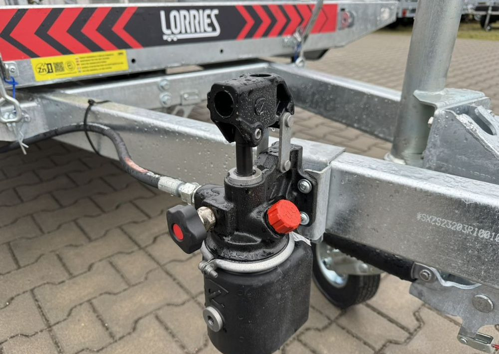 Lorries PLI35-6021 - laweta trzyosiowa uchylna lampy LED pompa hydrauliczna wypełnienie podłogi ALU – Leasing Lorries PLI35-6021 - laweta trzyosiowa uchylna lampy LED pompa hydrauliczna wypełnienie podłogi ALU: das Bild 16