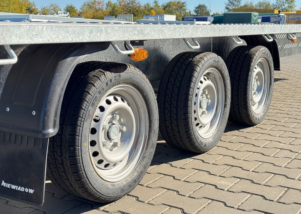 Niewiadów Indiana 8,5x2,1 m , 3,5T - PKW Anhänger: das Bild 4 Niewiadów Indiana 8,5x2,1 m , 3,5T - PKW Anhänger: das Bild 4