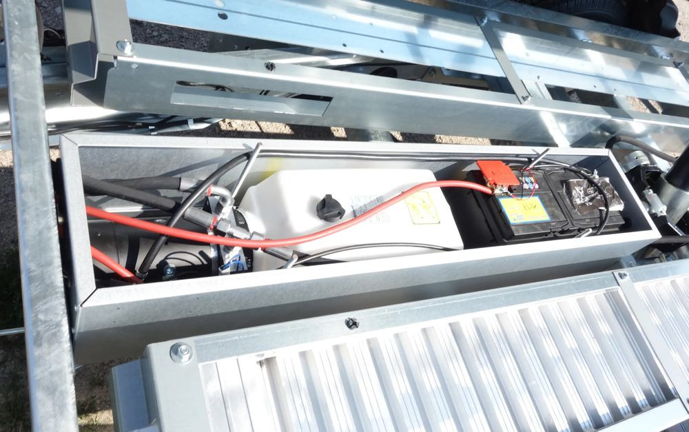 STEMA SHDK 35-30-18.2 Kiper Wywrotka - Kipper Anhänger: das Bild 2 STEMA SHDK 35-30-18.2 Kiper Wywrotka - Kipper Anhänger: das Bild 2