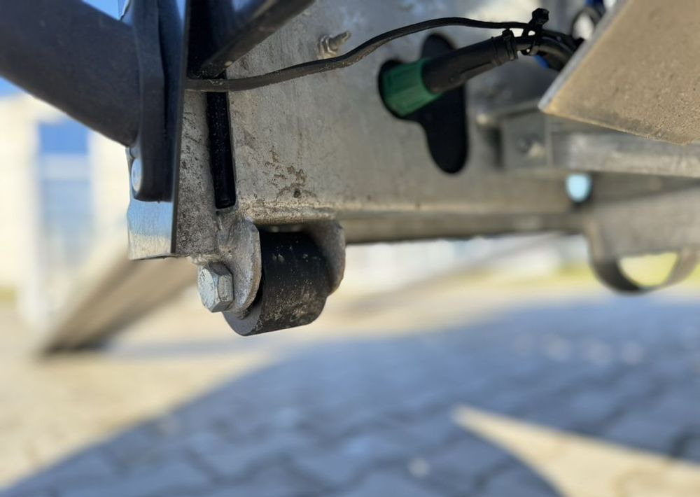 Autotransporter Anhänger neu kaufen TA-NO TRIO 35.85 FT PREMIUM: das Bild 28 Autotransporter Anhänger neu kaufen TA-NO TRIO 35.85 FT PREMIUM: das Bild 28