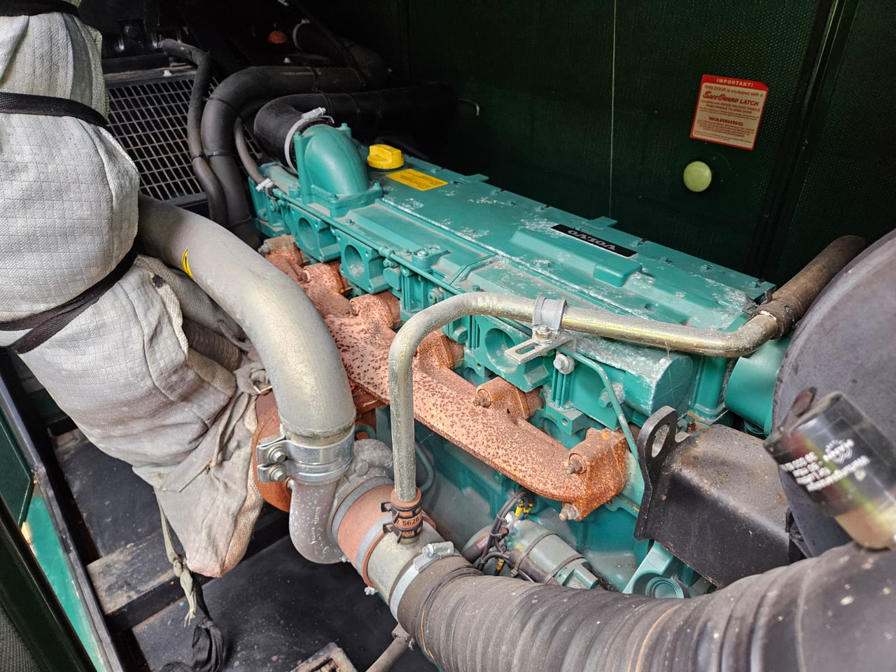 VOLVO TAD 720 GE DIESEL GENERATOR 120KW 150KVA 250 HOURS VOLVO TAD 720 GE DIESEL GENERATOR 120KW 150KVA 250 HOURS - Werkzeug/ Gerät: das Bild 2 VOLVO TAD 720 GE DIESEL GENERATOR 120KW 150KVA 250 HOURS VOLVO TAD 720 GE DIESEL GENERATOR 120KW 150KVA 250 HOURS - Werkzeug/ Gerät: das Bild 2