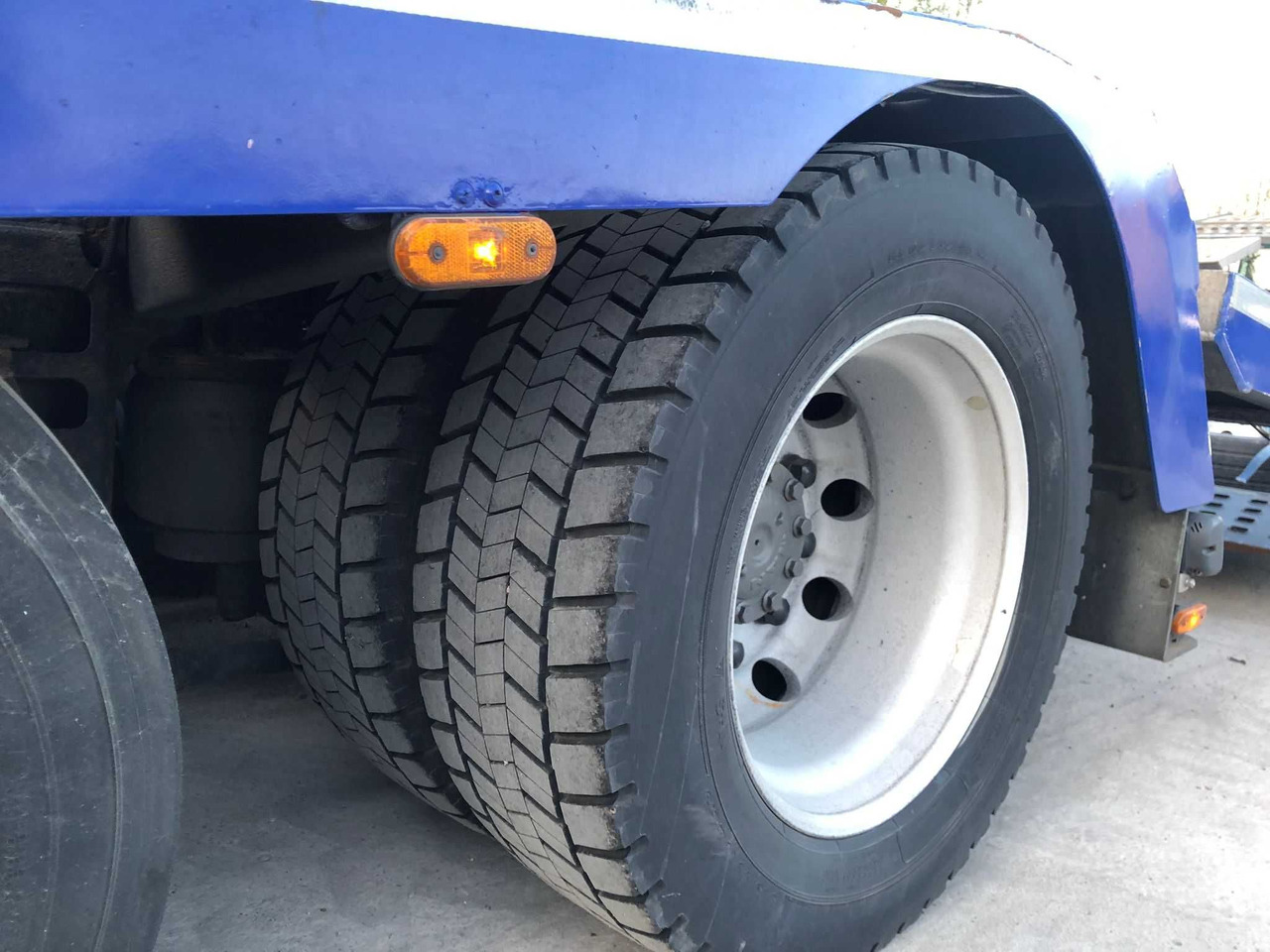 MAN TGA 26.440, Euro 5, FVG Autotransporter Autolaweta zestaw 6 osi - Andere Technik: das Bild 5 MAN TGA 26.440, Euro 5, FVG Autotransporter Autolaweta zestaw 6 osi - Andere Technik: das Bild 5