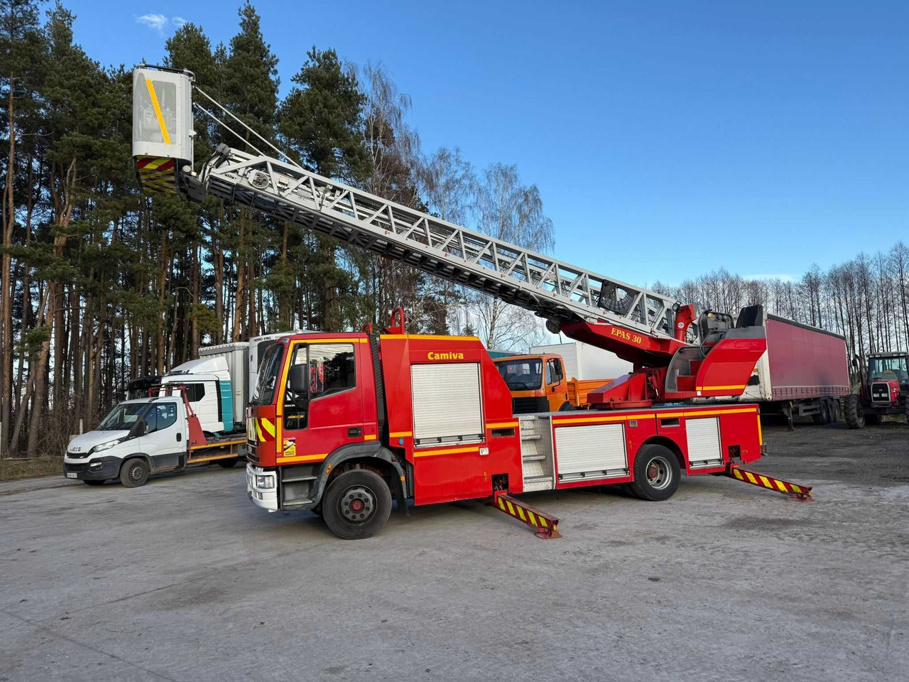 Drabina strażacka 30 m , IVECO Eurocargo Tector 130E24, Camiva EPAS 30 - Feuerwehrfahrzeug, LKW mit Arbeitsbühne: das Bild 1 Drabina strażacka 30 m , IVECO Eurocargo Tector 130E24, Camiva EPAS 30 - Feuerwehrfahrzeug, LKW mit Arbeitsbühne: das Bild 1