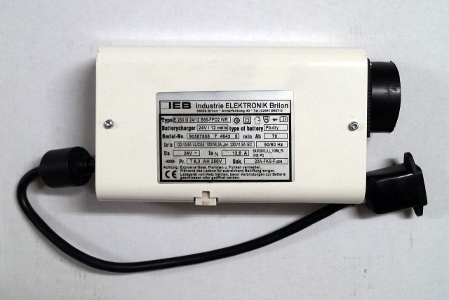 IEB 90587858 | IEB charger EFG 230 G 24/12 B65-FP02 WR 24V12,6A 220V 50/60Hz fro - Batterie für Flurförderzeug: das Bild 1 IEB 90587858 | IEB charger EFG 230 G 24/12 B65-FP02 WR 24V12,6A 220V 50/60Hz fro - Batterie für Flurförderzeug: das Bild 1