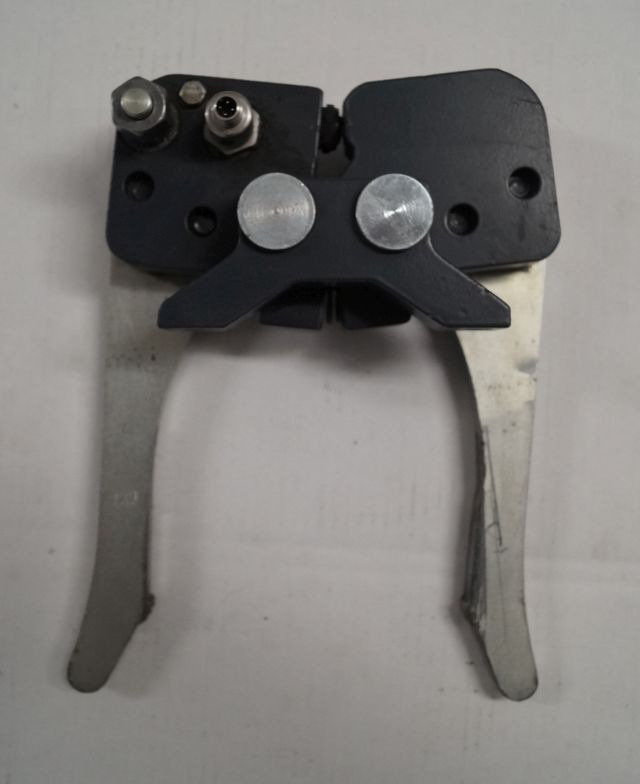 Jungheinrich 51193016 | Hydraulic Clamb from EKS312 year 2014 loading sensor 511 - Hydraulik für Flurförderzeug: das Bild 1 Jungheinrich 51193016 | Hydraulic Clamb from EKS312 year 2014 loading sensor 511 - Hydraulik für Flurförderzeug: das Bild 1