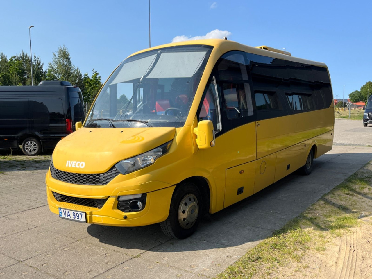 Iveco Rosero First / 24+1+1 / Telma/ EURO6 - Reisebus: das Bild 5 Iveco Rosero First / 24+1+1 / Telma/ EURO6 - Reisebus: das Bild 5