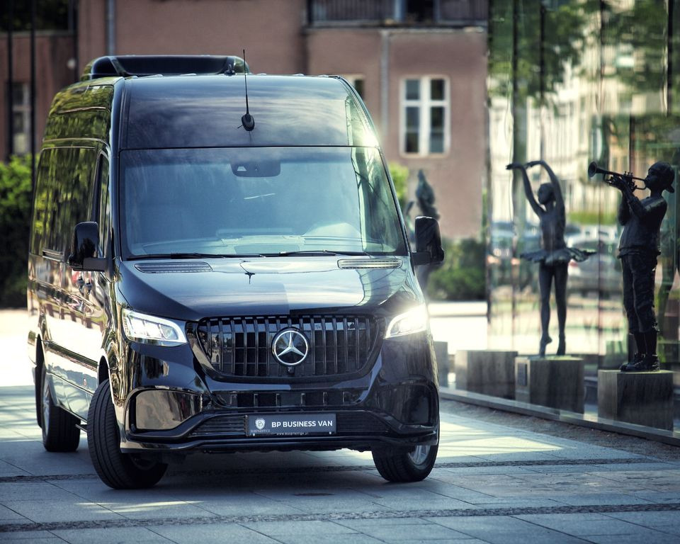 Mercedes-Benz Sprinter 319/ Air Suspension / VIP Business Van - Kleinbus, Personentransporter: das Bild 5 Mercedes-Benz Sprinter 319/ Air Suspension / VIP Business Van - Kleinbus, Personentransporter: das Bild 5