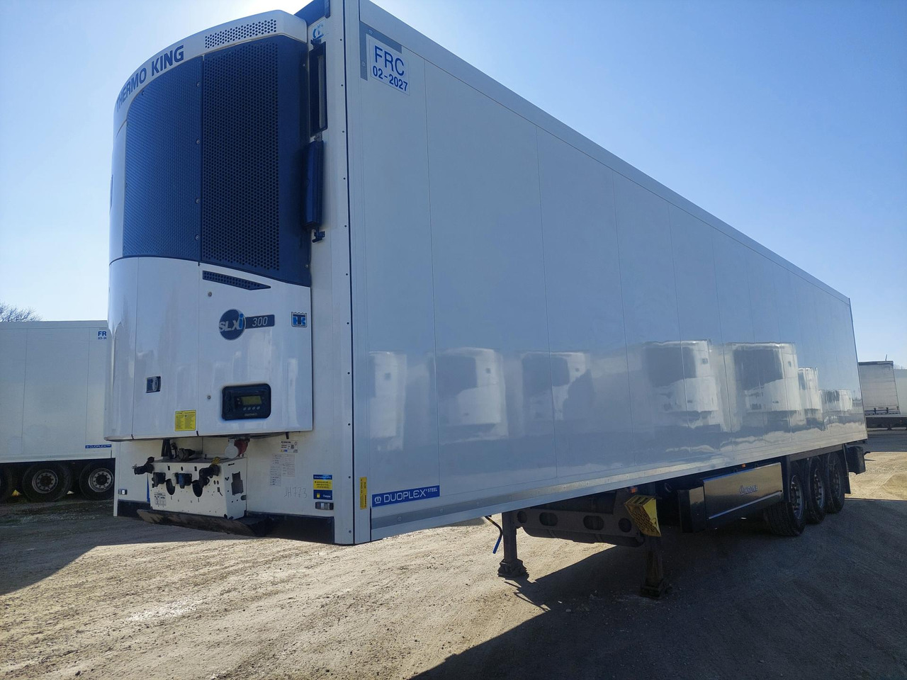 Krone SDR Double Deck Cool Liner FP45 ThermoKing SLXi 300 Lifting Axle - Kühlkoffer Auflieger: das Bild 2 Krone SDR Double Deck Cool Liner FP45 ThermoKing SLXi 300 Lifting Axle - Kühlkoffer Auflieger: das Bild 2