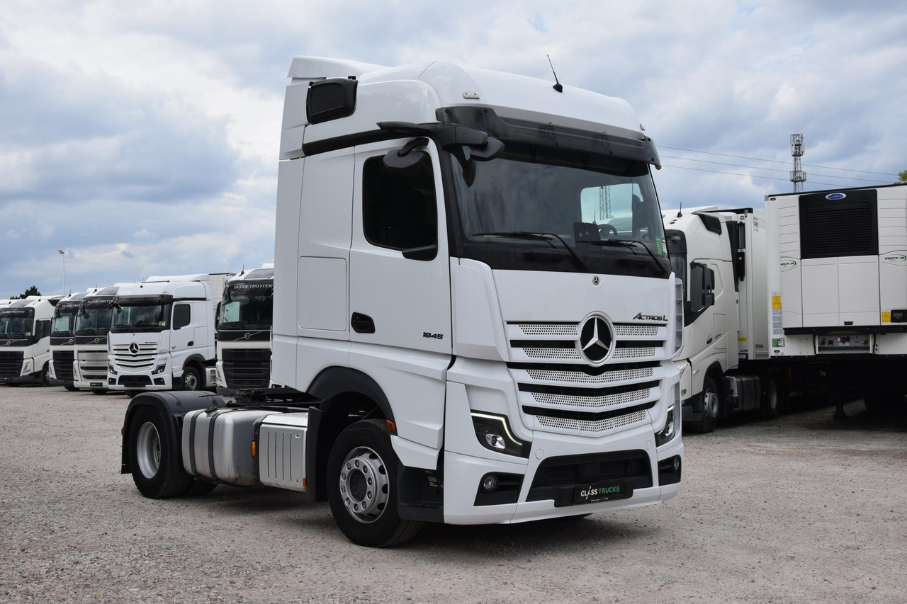 Mercedes-Benz Actros 5 1845 BigSpace - Sattelzugmaschine: das Bild 3 Mercedes-Benz Actros 5 1845 BigSpace - Sattelzugmaschine: das Bild 3