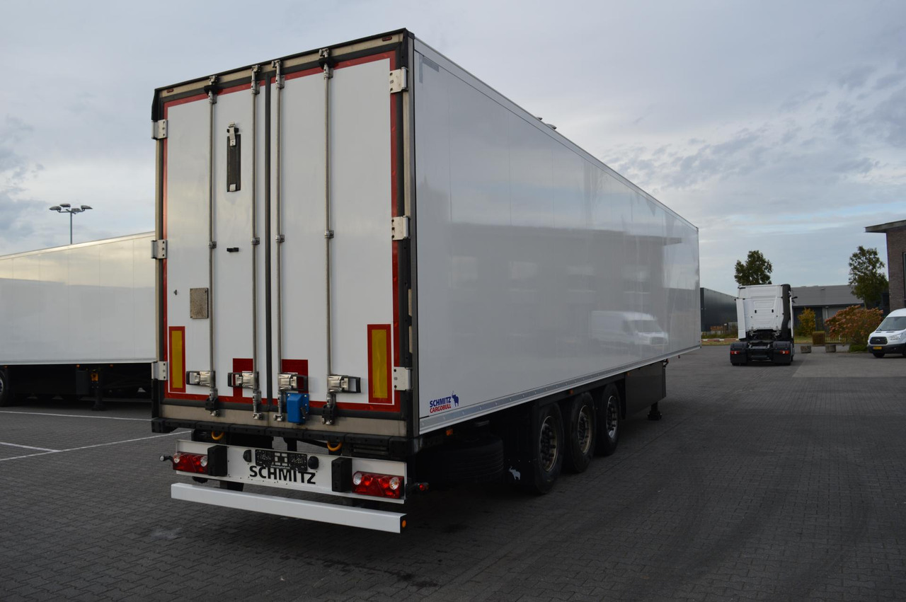 Schmitz Cargobull SKO FP 60 Carrier Vector 1550 - Kühlkoffer Auflieger: das Bild 4 Schmitz Cargobull SKO FP 60 Carrier Vector 1550 - Kühlkoffer Auflieger: das Bild 4
