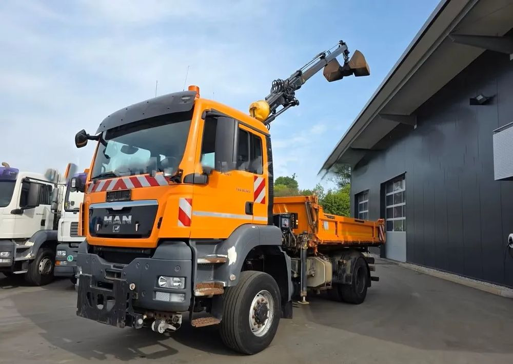 MAN TGS 18.320 4x4 – Wywrotka trójstronna Meiller + Kran HIAB | Komunalny | Euro 5 - Kipper: das Bild 4 MAN TGS 18.320 4x4 – Wywrotka trójstronna Meiller + Kran HIAB | Komunalny | Euro 5 - Kipper: das Bild 4