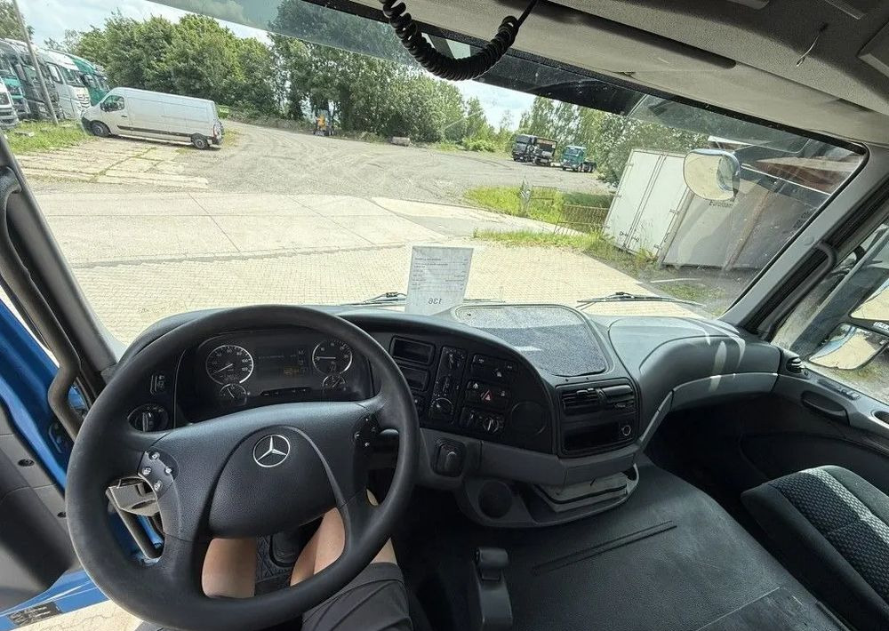 Mercedes-Benz Actros 4141AK 8x8 | Wywrotka Meiller | TELLIGENT z sprzęgłem system stabilizacji jazdy | Euro 5 - Kipper: das Bild 5 Mercedes-Benz Actros 4141AK 8x8 | Wywrotka Meiller | TELLIGENT z sprzęgłem system stabilizacji jazdy | Euro 5 - Kipper: das Bild 5