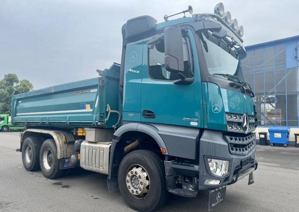Mercedes-Benz Arocs 2646 6x4 – Wywrotka trójstronna Meiller / Bordmatik / Euro6 - Kipper: das Bild 3 Mercedes-Benz Arocs 2646 6x4 – Wywrotka trójstronna Meiller / Bordmatik / Euro6 - Kipper: das Bild 3