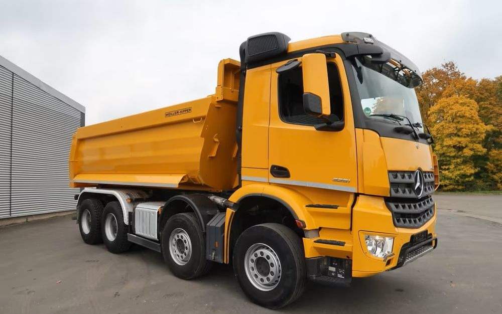 Mercedes-Benz Arocs 3251 8x4 | 510 KM | Euro 6d | Navi | Wywrotka Trójstronna | 215 600 km !! - Kipper: das Bild 2 Mercedes-Benz Arocs 3251 8x4 | 510 KM | Euro 6d | Navi | Wywrotka Trójstronna | 215 600 km !! - Kipper: das Bild 2
