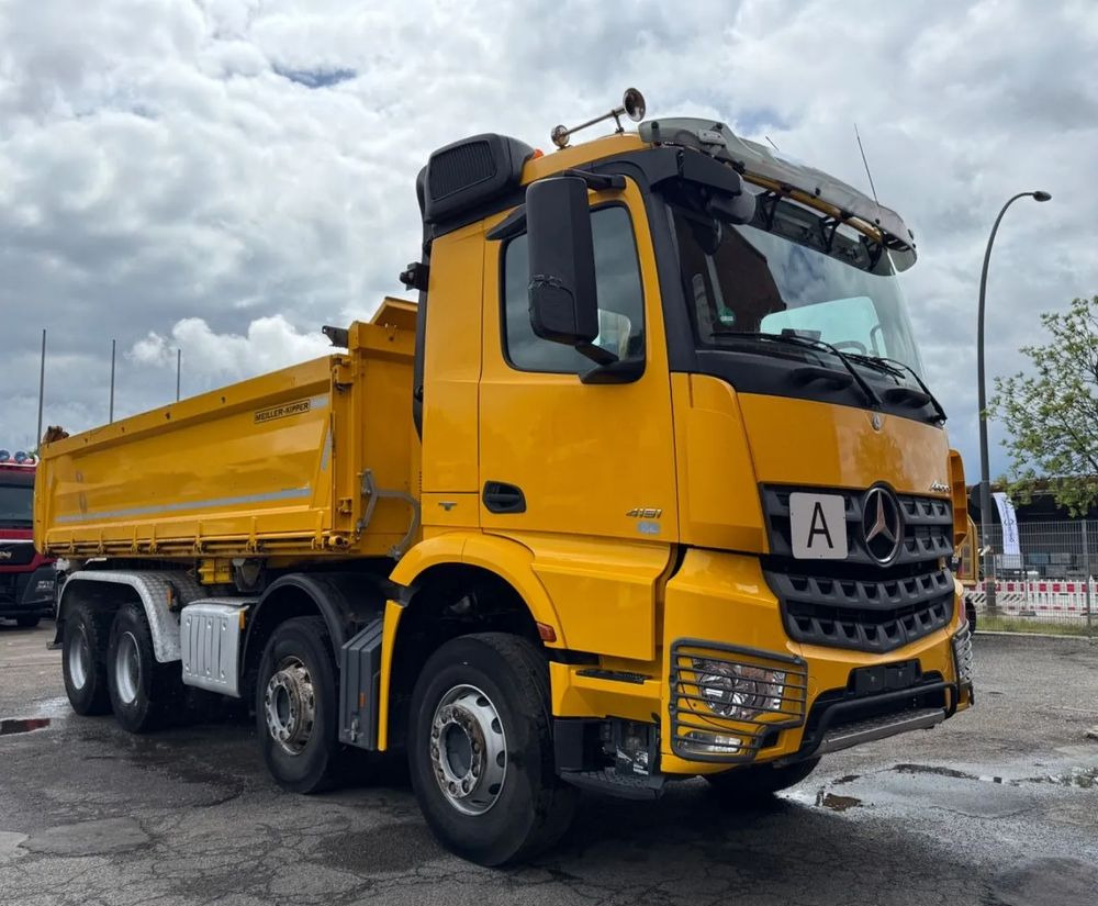 Mercedes-Benz Arocs 4151 8x4 • Retarder • Meiller Bordmatik • Euro 6c - Kipper: das Bild 3 Mercedes-Benz Arocs 4151 8x4 • Retarder • Meiller Bordmatik • Euro 6c - Kipper: das Bild 3