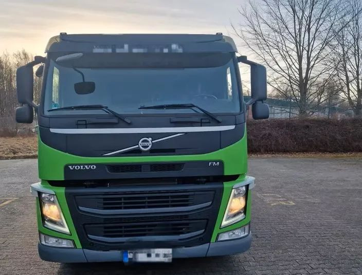 Volvo FM 420 – zabudowa + plandeka / Automatyczna skrzynia / Euro 6 / Zawieszenie pneumatyczne/ 4x2/ - Plane LKW: das Bild 5 Volvo FM 420 – zabudowa + plandeka / Automatyczna skrzynia / Euro 6 / Zawieszenie pneumatyczne/ 4x2/ - Plane LKW: das Bild 5