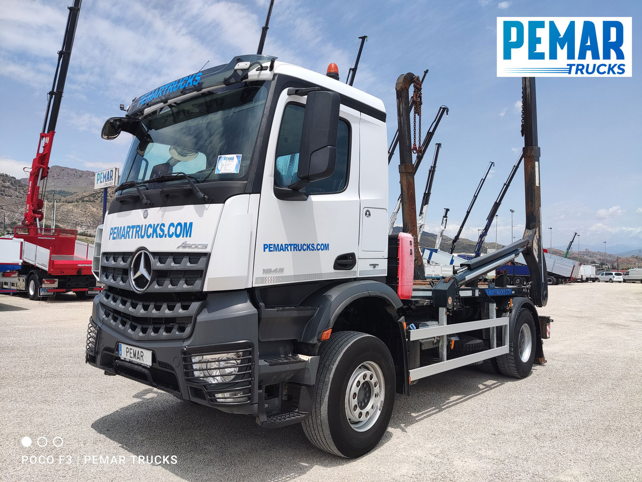 MERCEDES-BENZ AROCS 1845 PORTACONTENEDOR CADENA - Absetzkipper: das Bild 1 MERCEDES-BENZ AROCS 1845 PORTACONTENEDOR CADENA - Absetzkipper: das Bild 1
