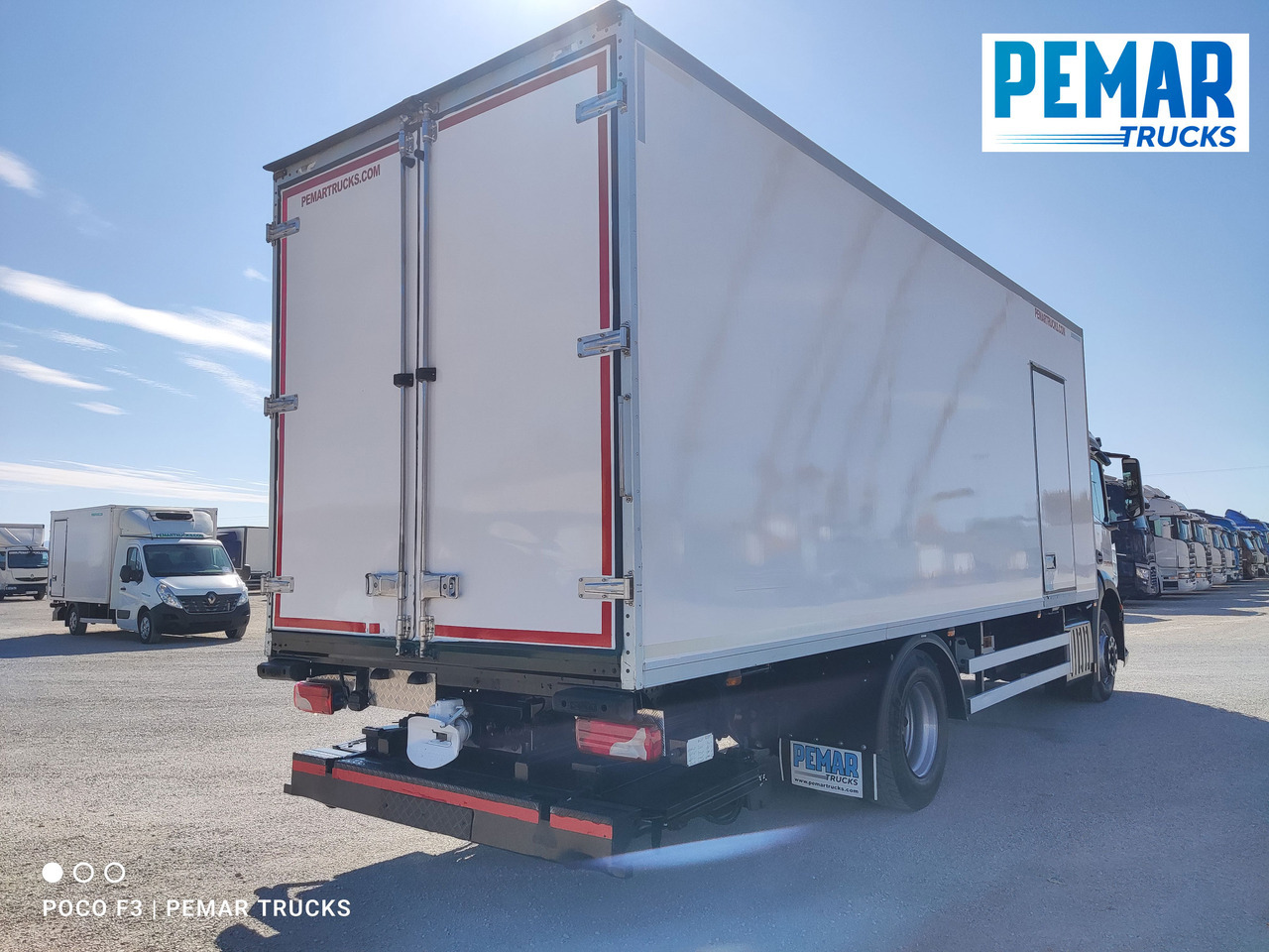 MERCEDES-BENZ MERCEDES BENZ ANTOS 1833 FRIGORIFICO 18T - Kühlkoffer LKW: das Bild 5 MERCEDES-BENZ MERCEDES BENZ ANTOS 1833 FRIGORIFICO 18T - Kühlkoffer LKW: das Bild 5