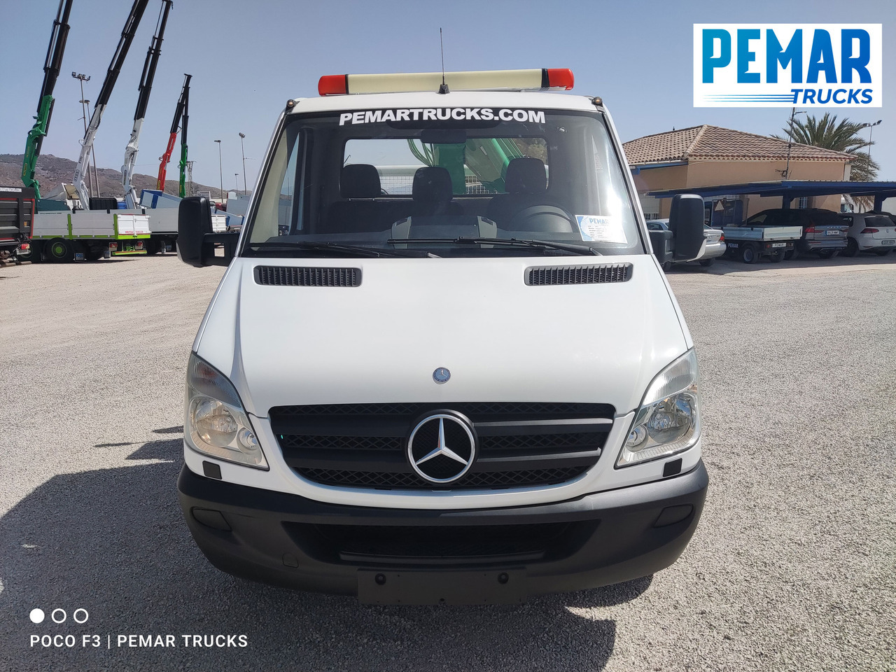 MERCEDES-BENZ SPRINTER 515 CDI GRUA CAJA FIJA 150 CV - Pritsche LKW, Autokran: das Bild 2 MERCEDES-BENZ SPRINTER 515 CDI GRUA CAJA FIJA 150 CV - Pritsche LKW, Autokran: das Bild 2