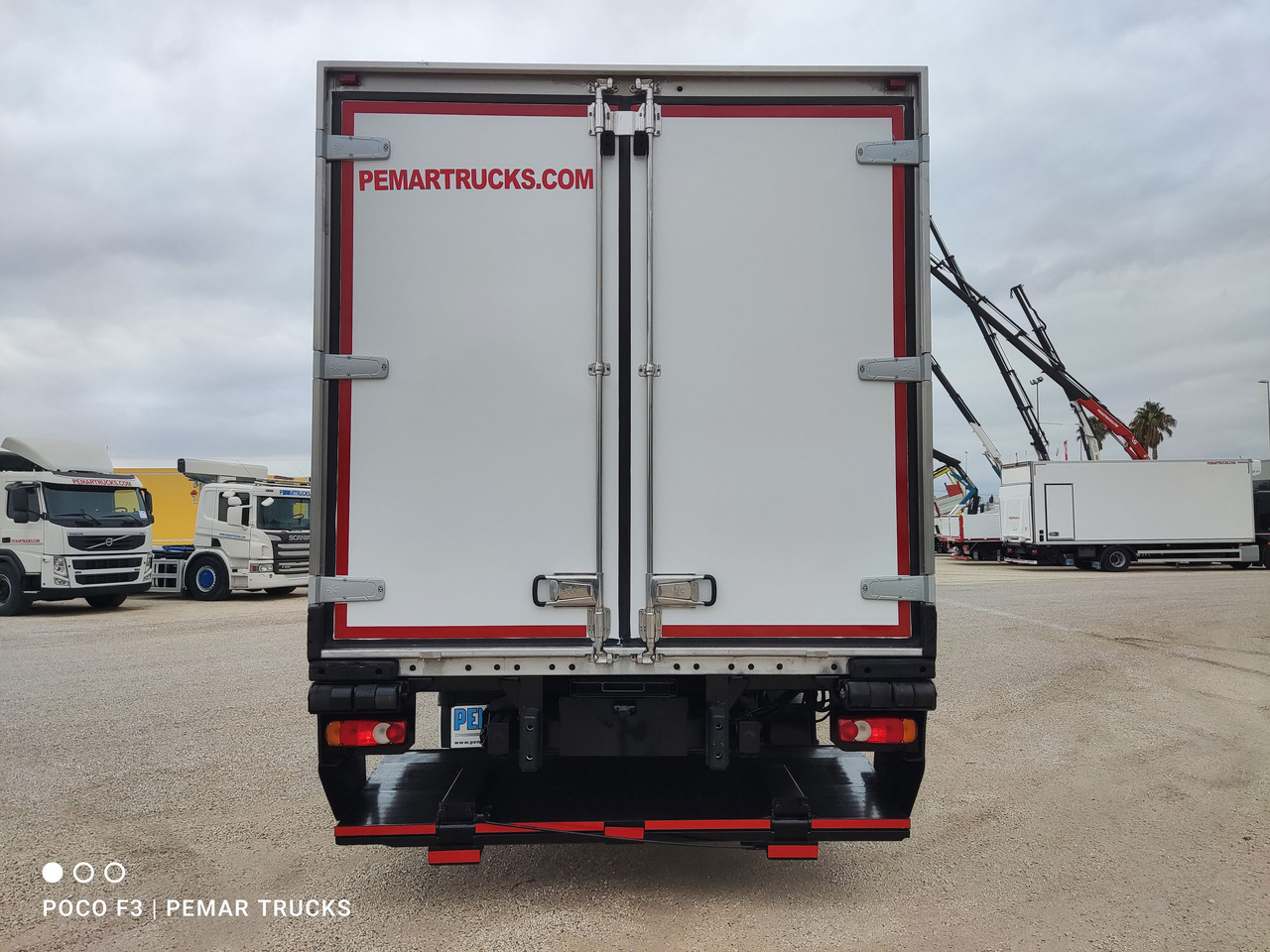 RENAULT MIDLUM D16 240 EURO 6 – Leasing RENAULT MIDLUM D16 240 EURO 6: das Bild 6
