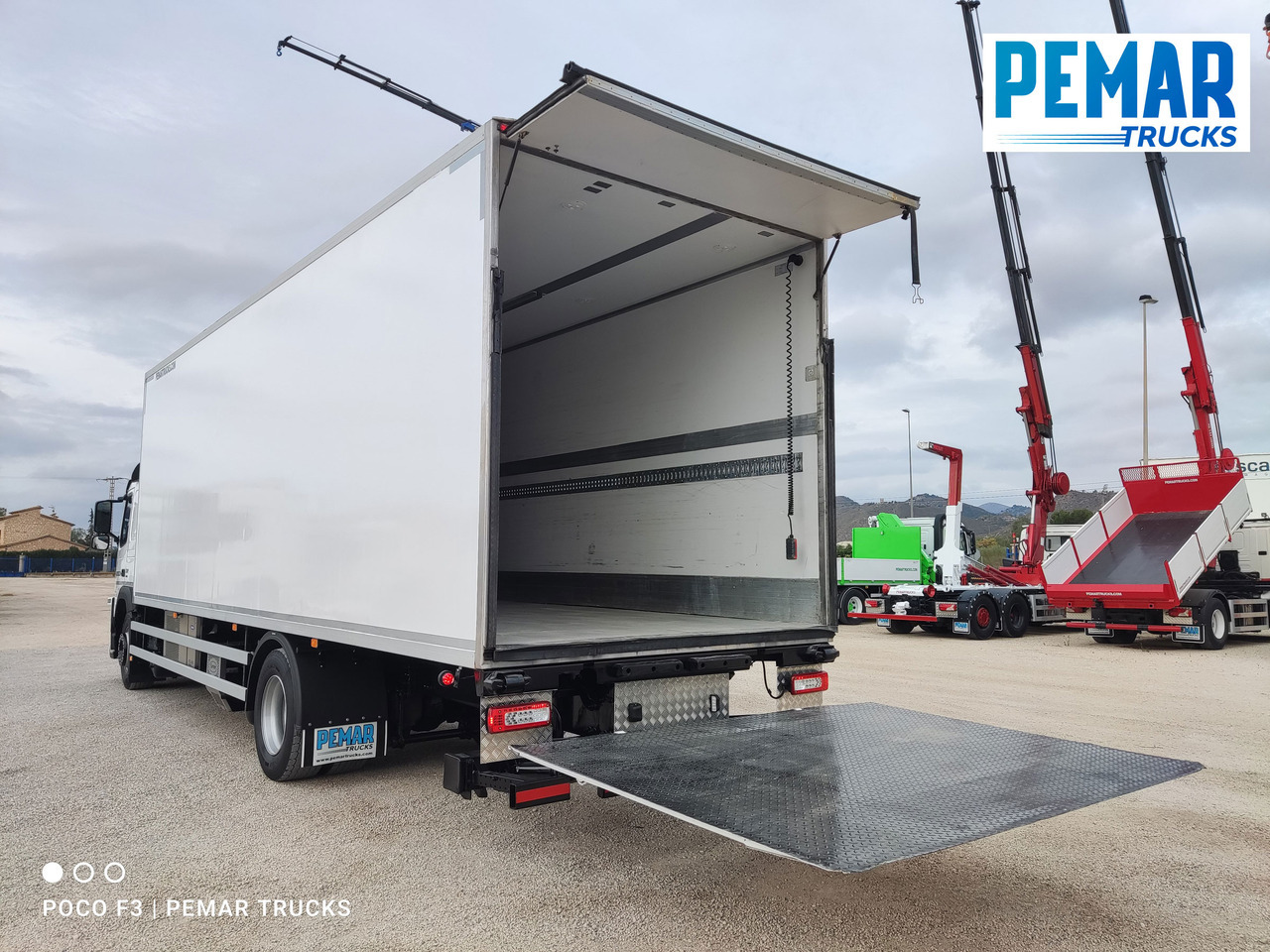 Kühlkoffer LKW VOLVO FM 330 4X2 FRIGORIFICO EURO 6: das Bild 9