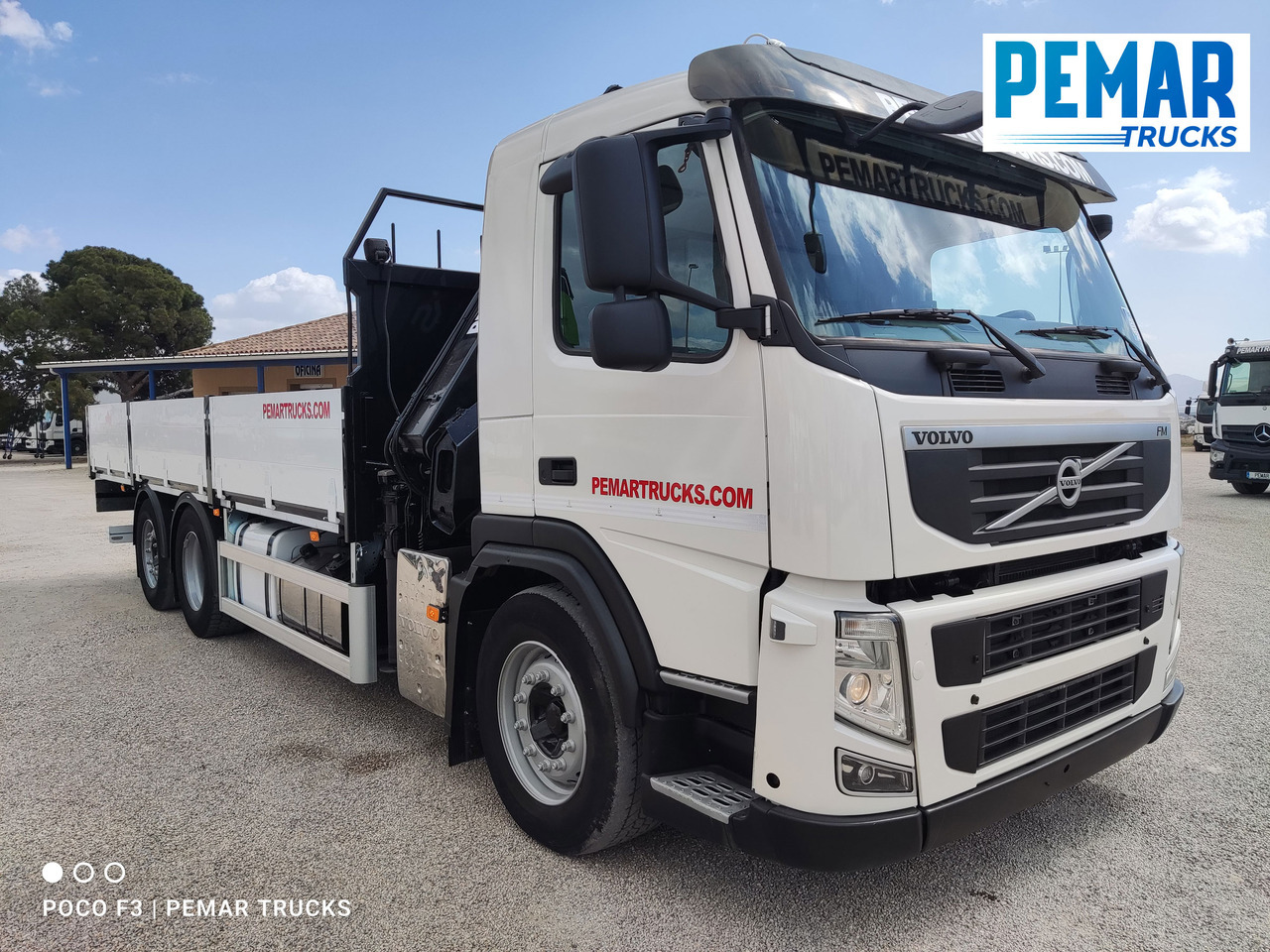 VOLVO FM 330 6X2 GRUA CAJA FIJA - Pritsche LKW, Autokran: das Bild 4 VOLVO FM 330 6X2 GRUA CAJA FIJA - Pritsche LKW, Autokran: das Bild 4