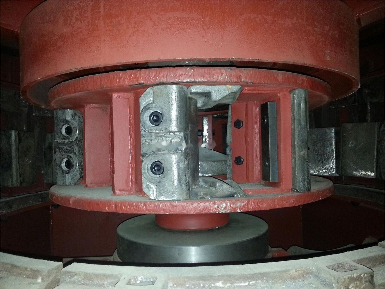 Kinglink KL12 Phosphate VSI Crusher - Prallbrecher: das Bild 3 Kinglink KL12 Phosphate VSI Crusher - Prallbrecher: das Bild 3