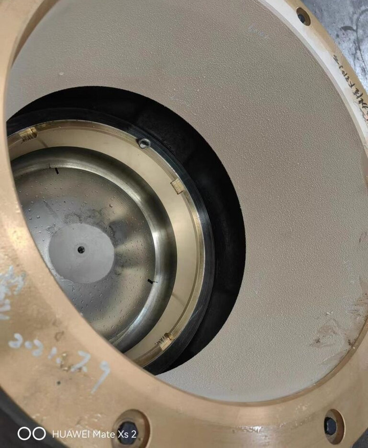 Metso Head for Metso HP500 Cone Crusher - Kegelbrecher: das Bild 3 Metso Head for Metso HP500 Cone Crusher - Kegelbrecher: das Bild 3