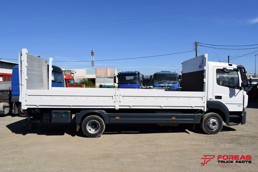 Fahrgestell LKW MERCEDES-BENZ ATEGO 921 – FLATBED: das Bild 8