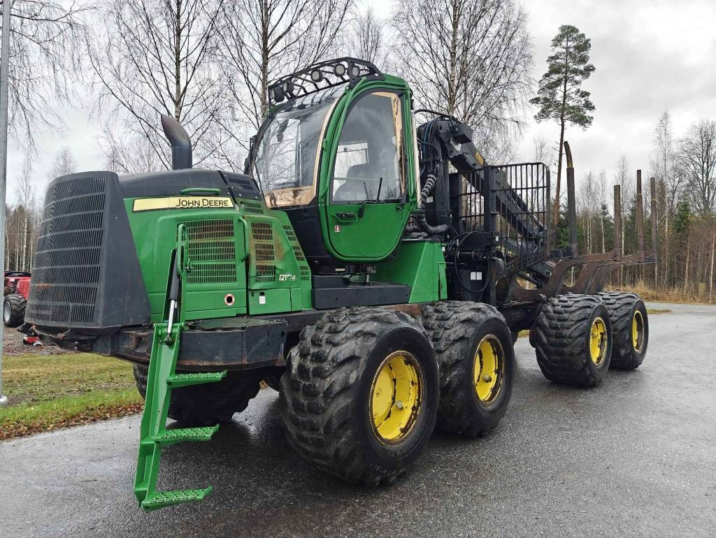 John Deere 1210 E IT 4 - Forwarder: das Bild 1 John Deere 1210 E IT 4 - Forwarder: das Bild 1