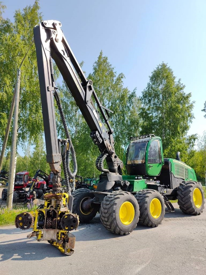 John Deere 1270 G - Harvester: das Bild 1 John Deere 1270 G - Harvester: das Bild 1