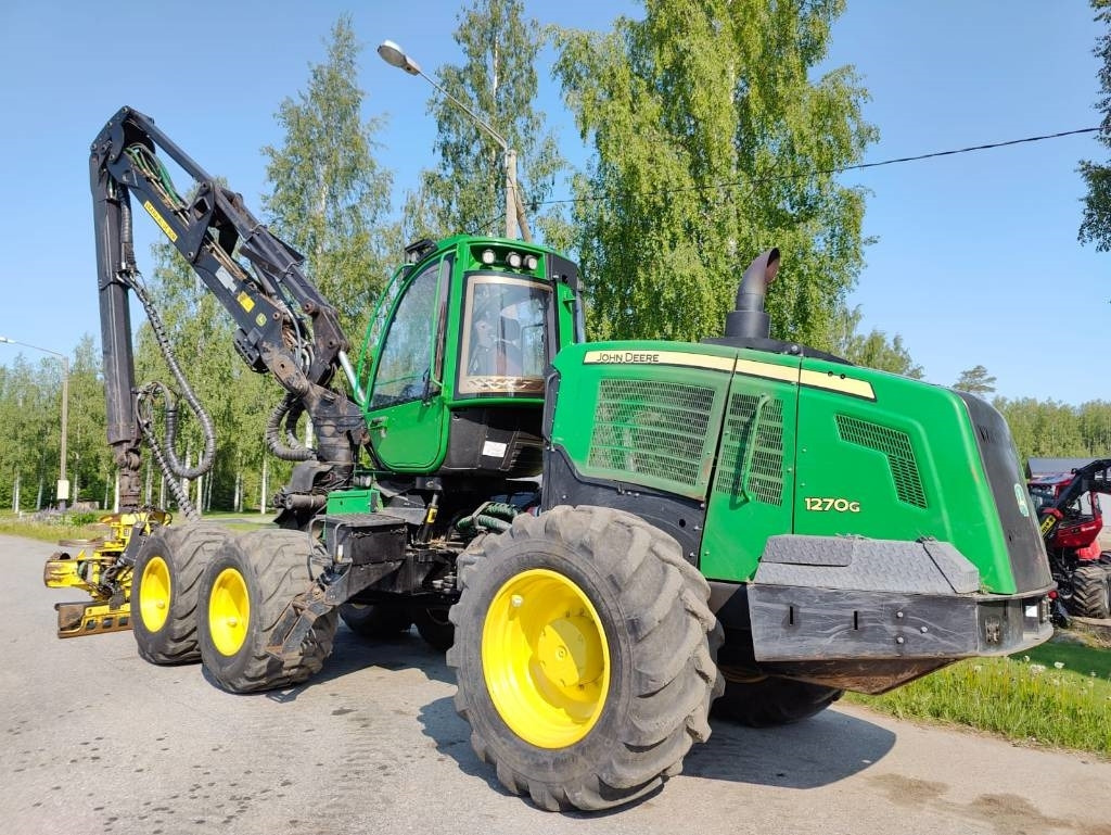 John Deere 1270 G - Harvester: das Bild 3 John Deere 1270 G - Harvester: das Bild 3