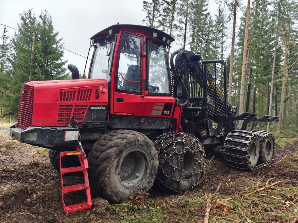 Komatsu 845 - Forwarder: das Bild 1 Komatsu 845 - Forwarder: das Bild 1