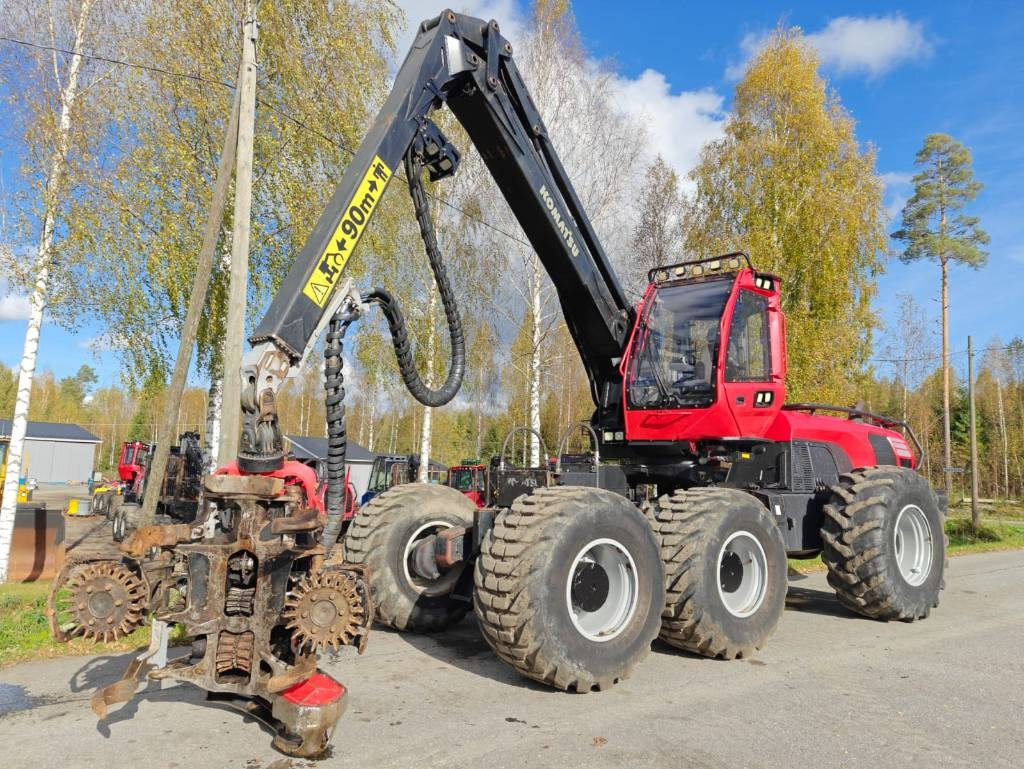 Komatsu 951 - Harvester: das Bild 1 Komatsu 951 - Harvester: das Bild 1