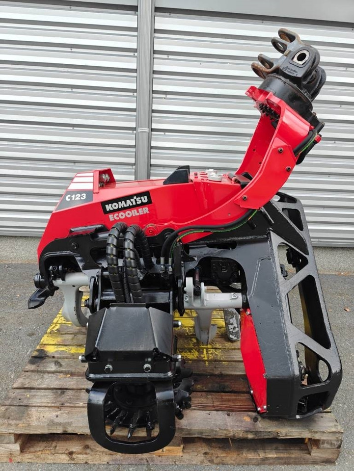 Komatsu C 123 - Fällgreifer: das Bild 2 Komatsu C 123 - Fällgreifer: das Bild 2