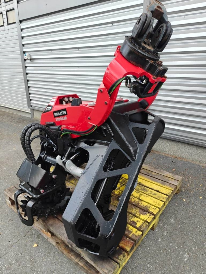 Komatsu C 123 - Fällgreifer: das Bild 3 Komatsu C 123 - Fällgreifer: das Bild 3