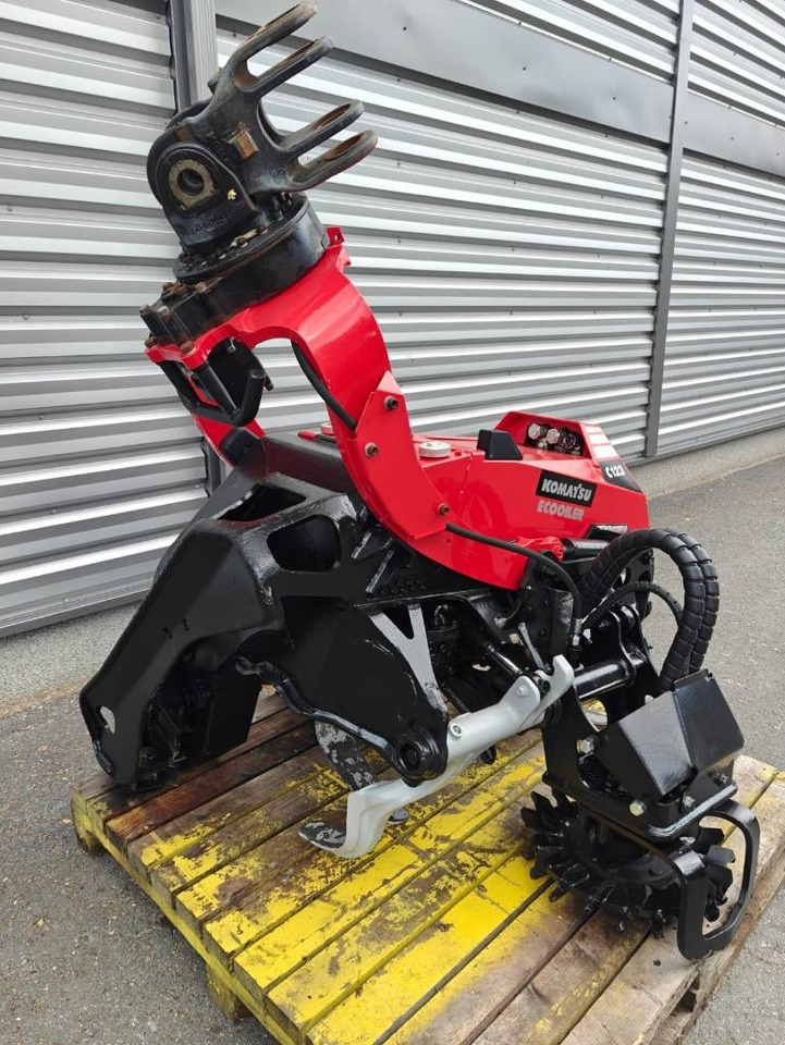 Komatsu C 123 - Fällgreifer: das Bild 5 Komatsu C 123 - Fällgreifer: das Bild 5